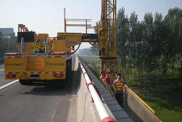 桥检车免费午夜福利视频